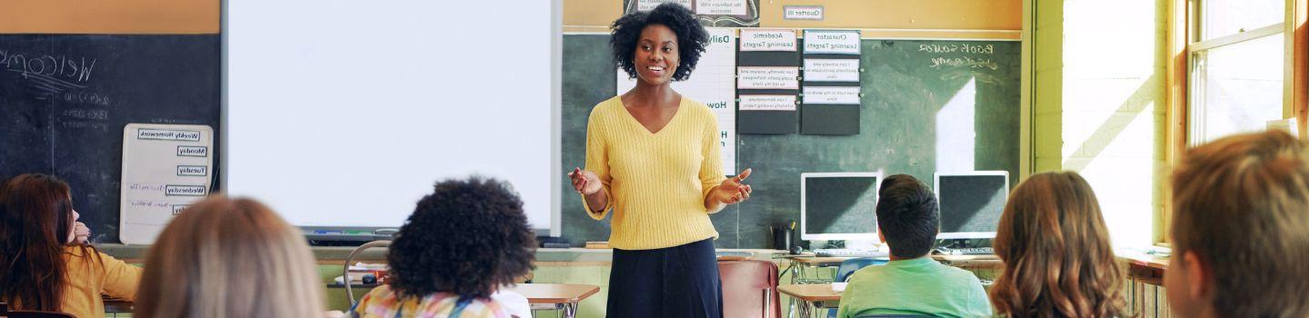 Teacher presenting to students